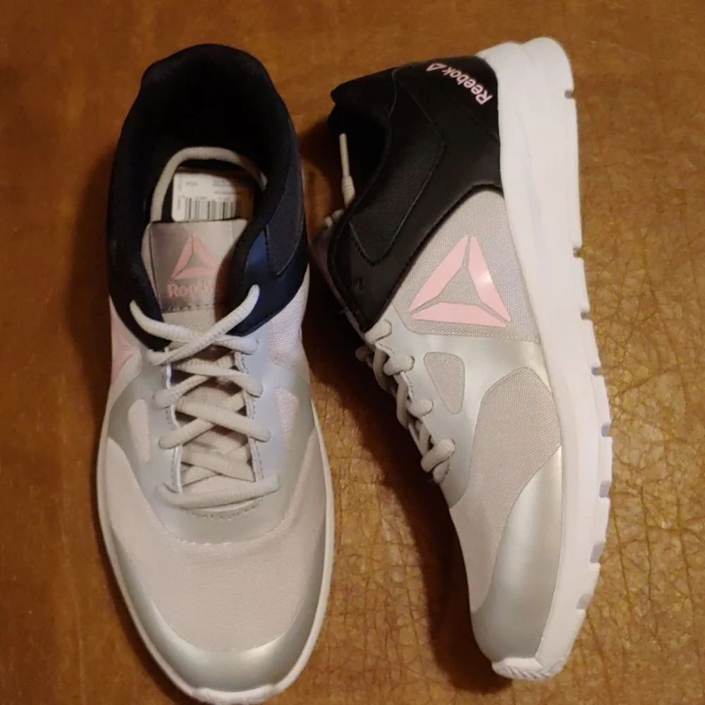NIB Reebok Rush Runners shoes